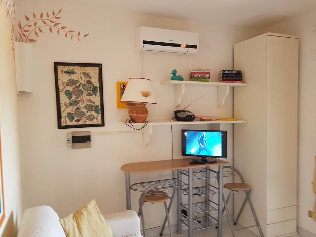 Baia De Bahas - Apartments & Resort Marinella  Ngoại thất bức ảnh